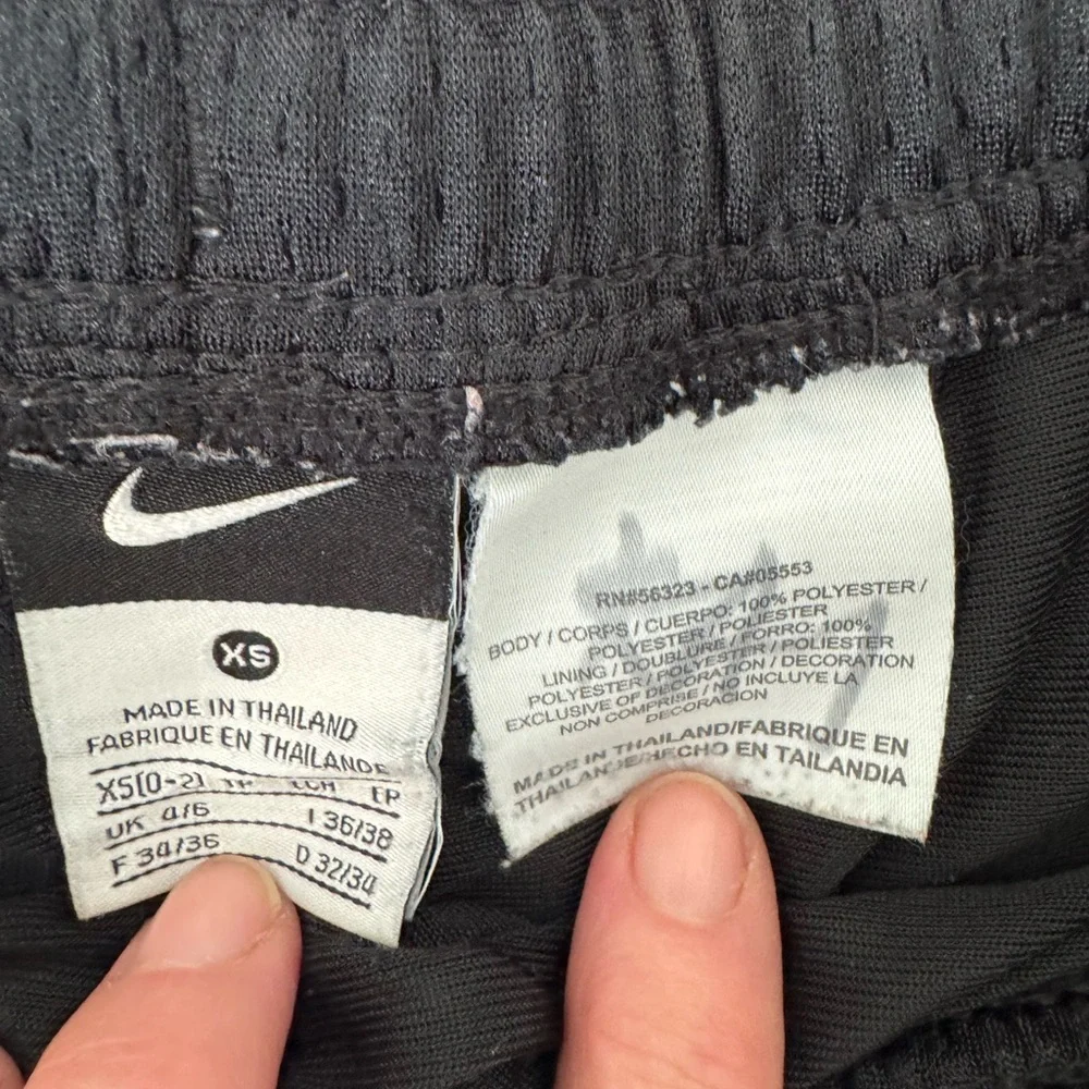 Nike Kids Athletic Shorts Black Mesh Basketball‎ Training Gym - size XS